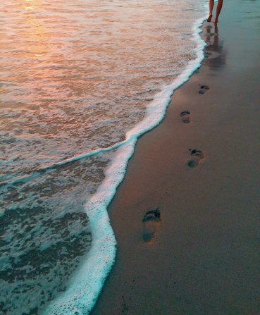 Beach footprints